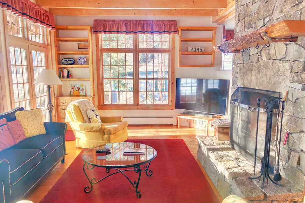 Photo of Livingroom in Whitefield