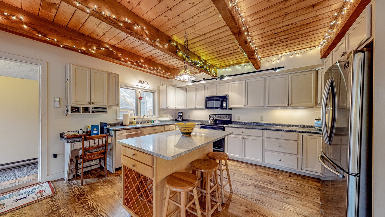 Photo of Kitchen in Intervale