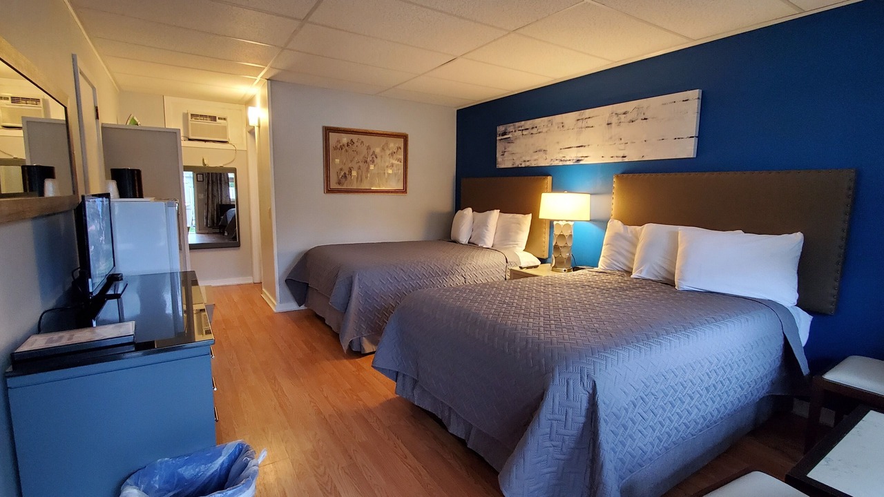 Photo of Bedroom in Lake George