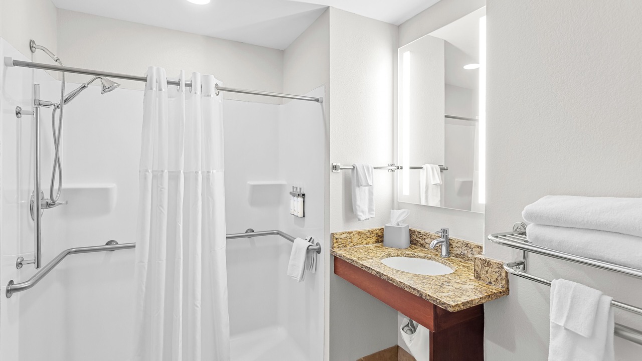 Photo of Bathroom in Nitro