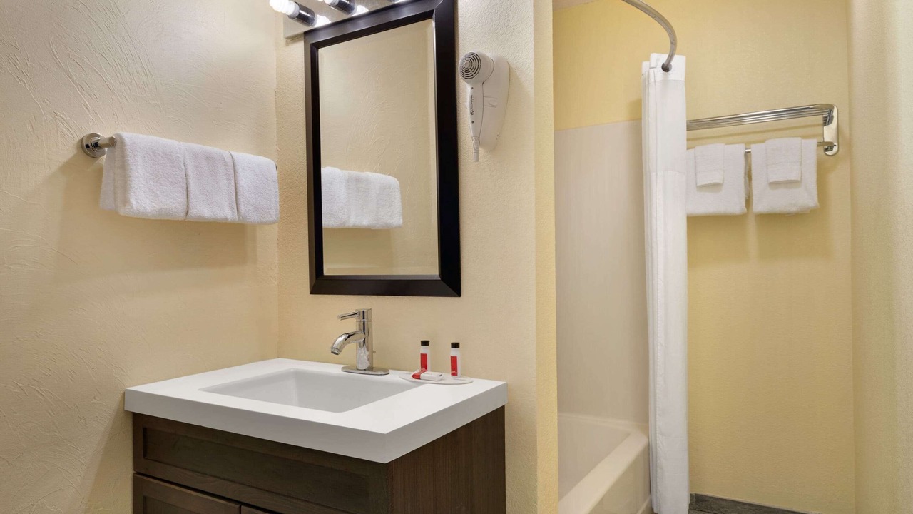 Photo of Bathroom in Silver Lake