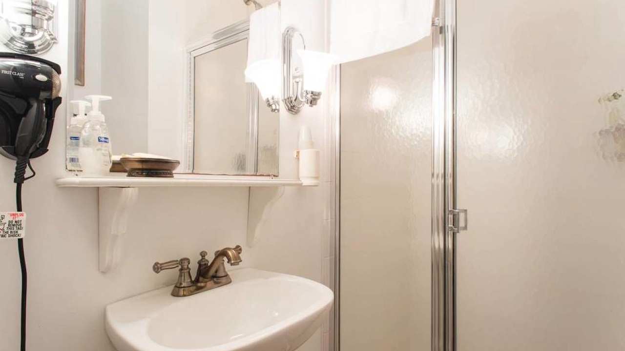 Photo of Bathroom in Coolidge Corner South Side