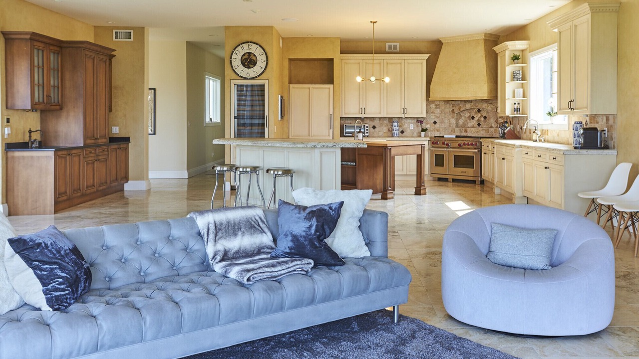 Photo of Livingroom in Staatsburg