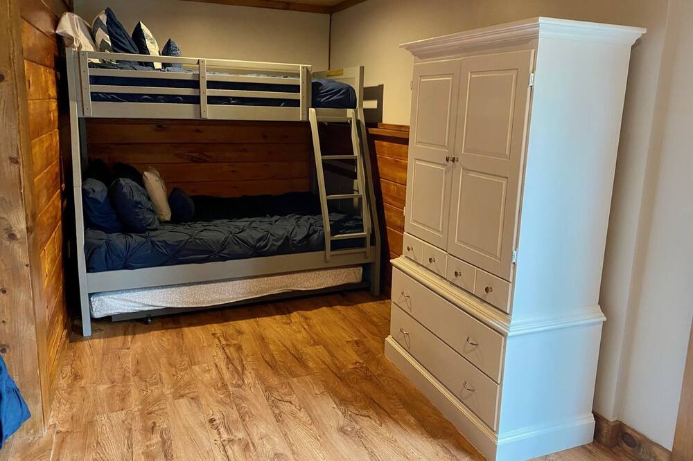 Photo of Bedroom in Lunenburg