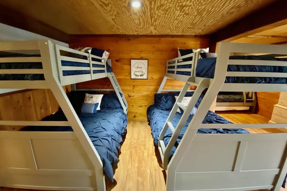 Photo of Bedroom in Lunenburg