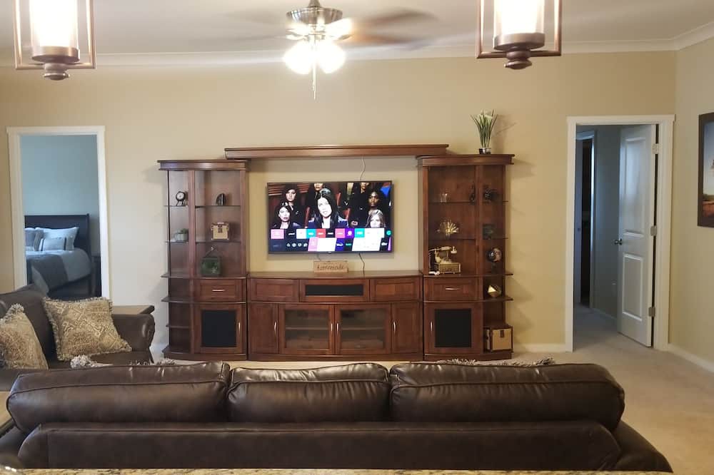 Photo of Livingroom in Ruffin