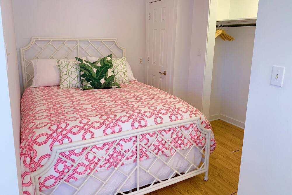 Photo of Bedroom in Lewisburg