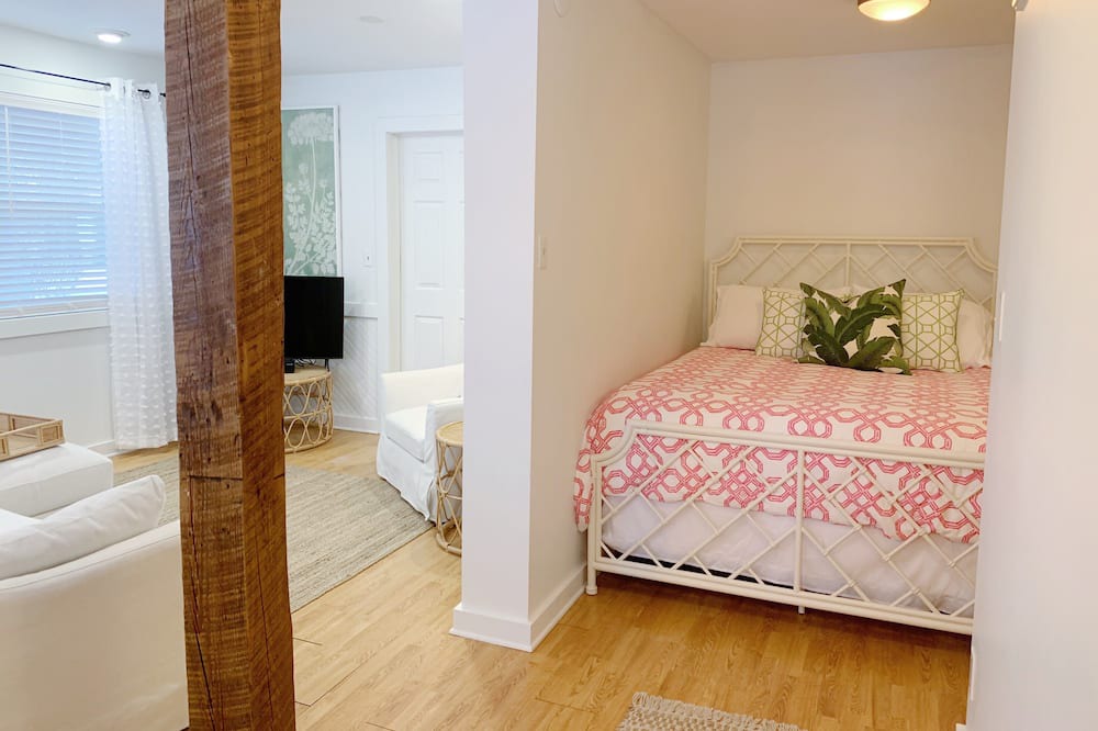 Photo of Bedroom in Lewisburg