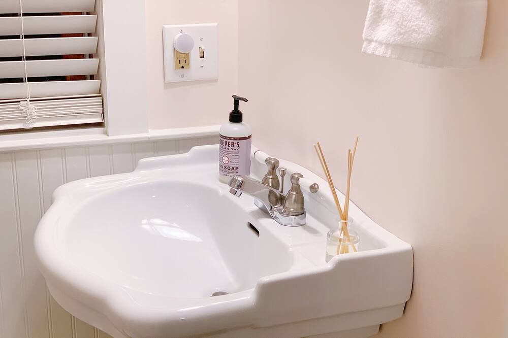 Photo of Bathroom in Lewisburg