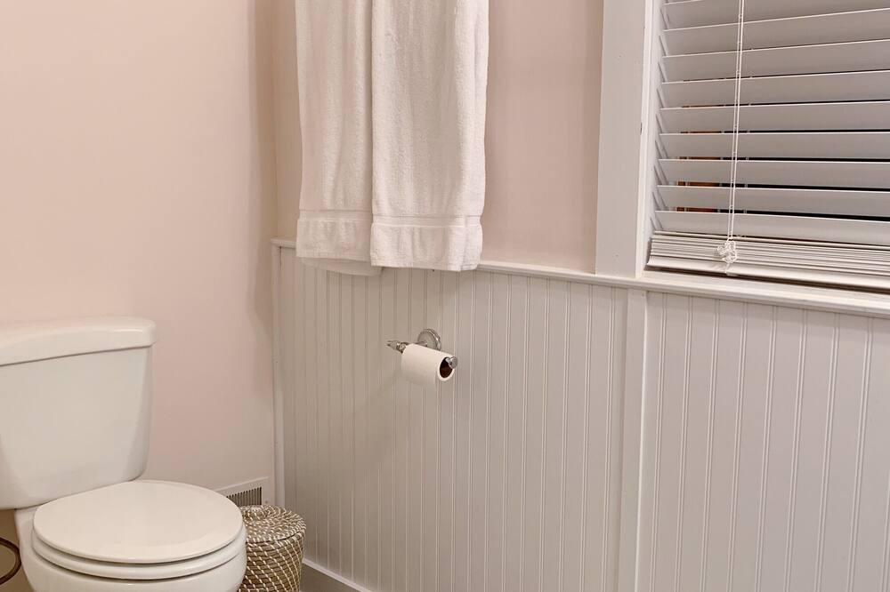 Photo of Bathroom in Lewisburg