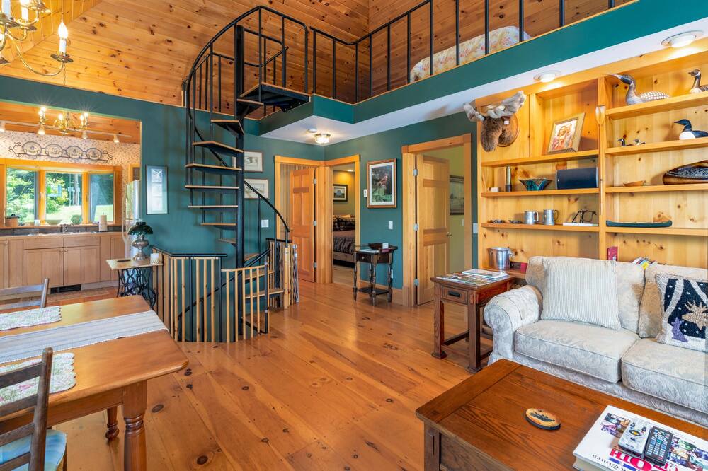 Photo of Livingroom in Hyde Park