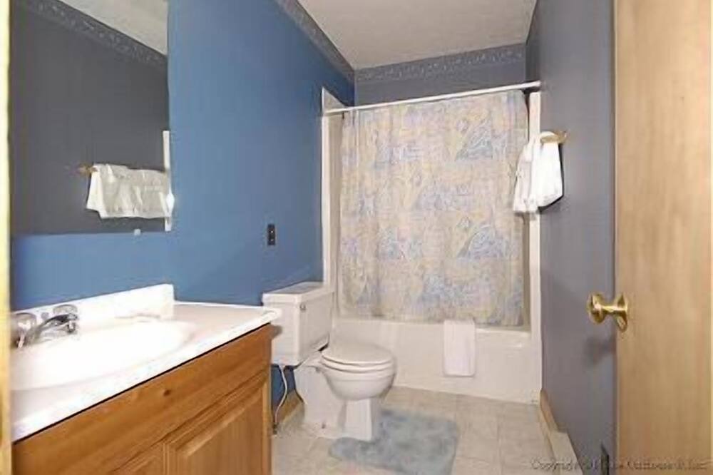 Photo of Bathroom in Northface
