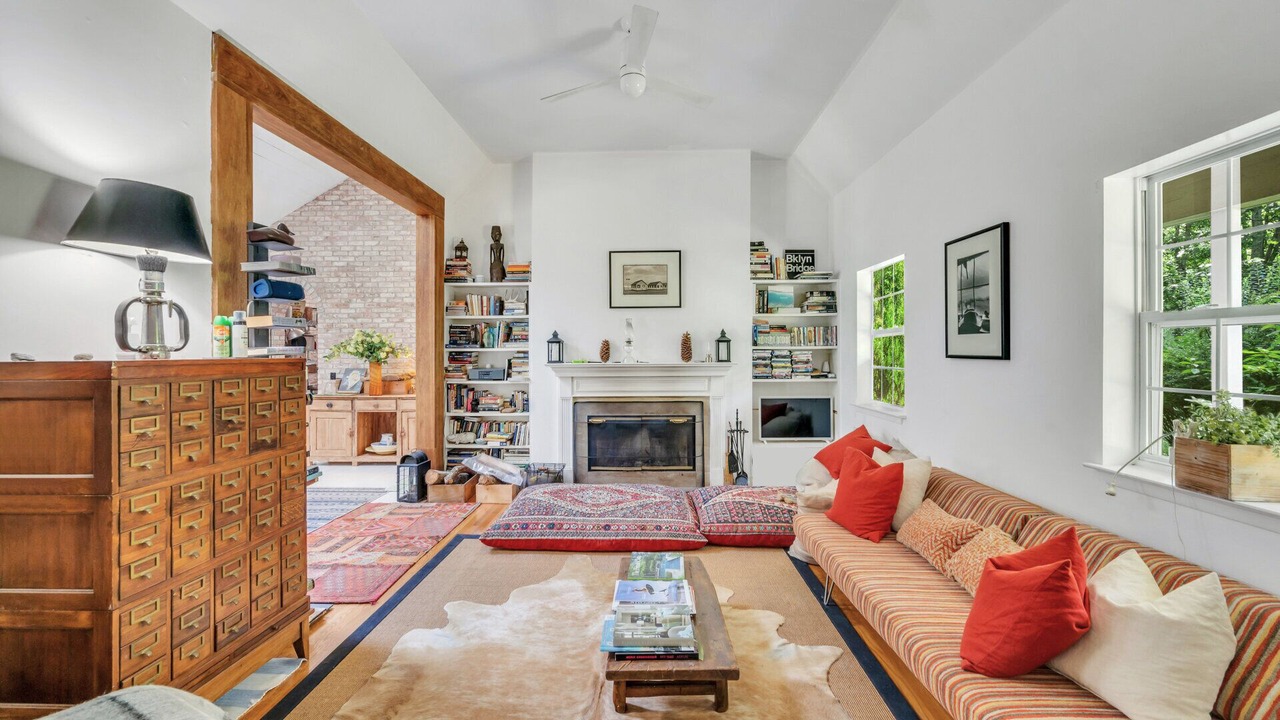Photo of Livingroom in Sagaponack