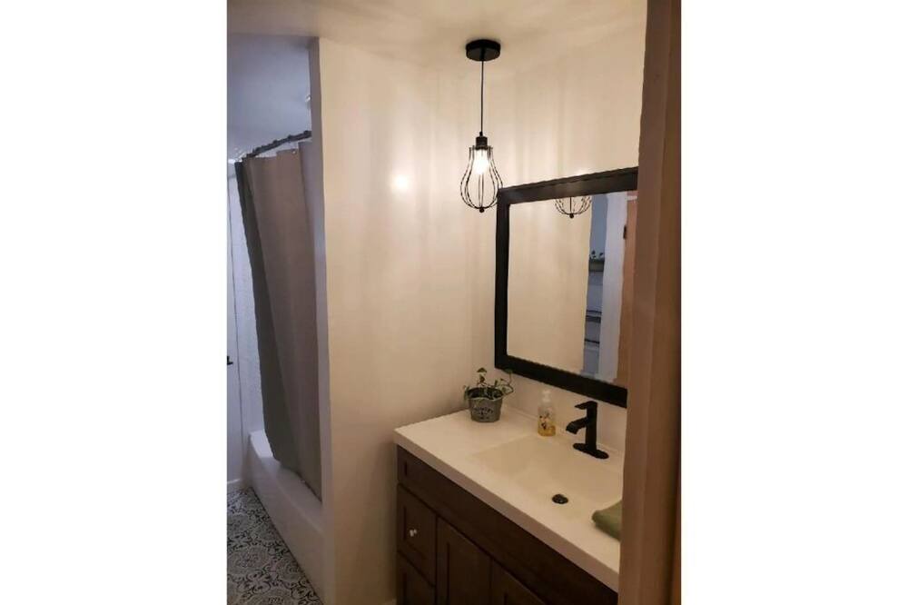 Photo of Bathroom in West Irondequoit