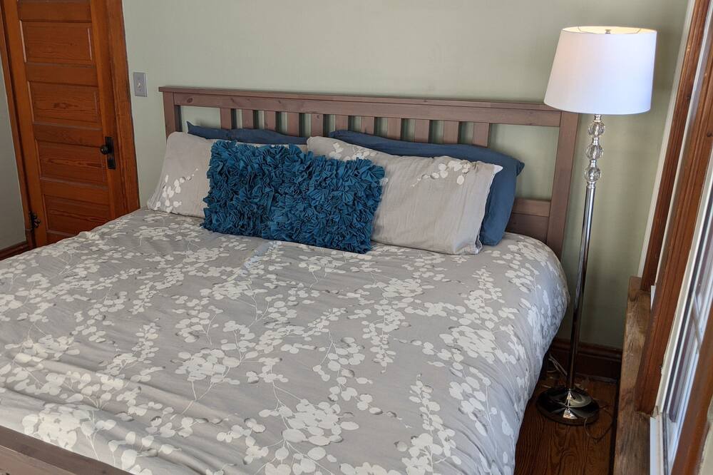 Photo of Bedroom in East Randolph