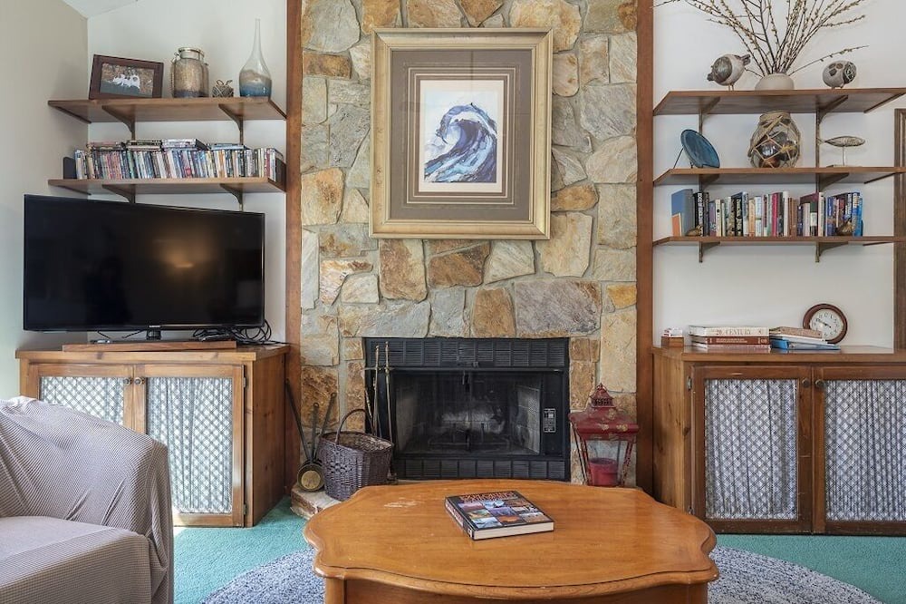 Photo of Livingroom in Lake Lure