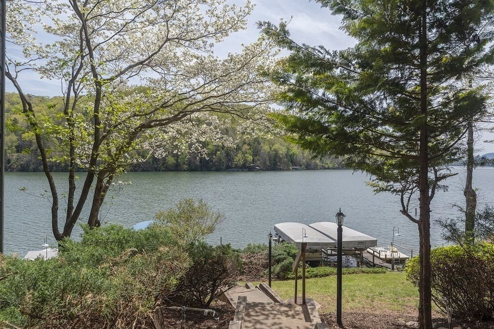 Photo of Outdoor in Lake Lure