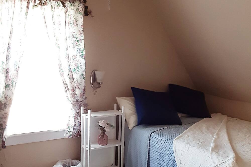 Photo of Bedroom in Morris