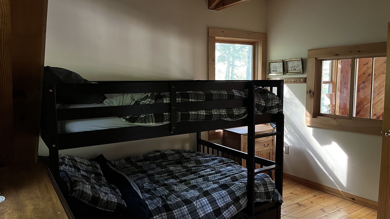 Photo of Bedroom in Castleton