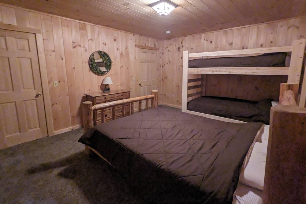 Photo of Bedroom in Woodsville
