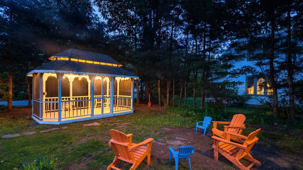 Photo of Outdoor in Woodstock