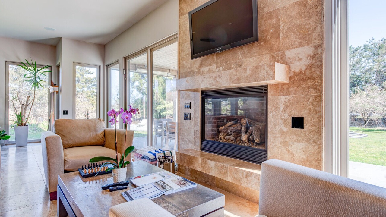 Photo of Livingroom in Sagaponack