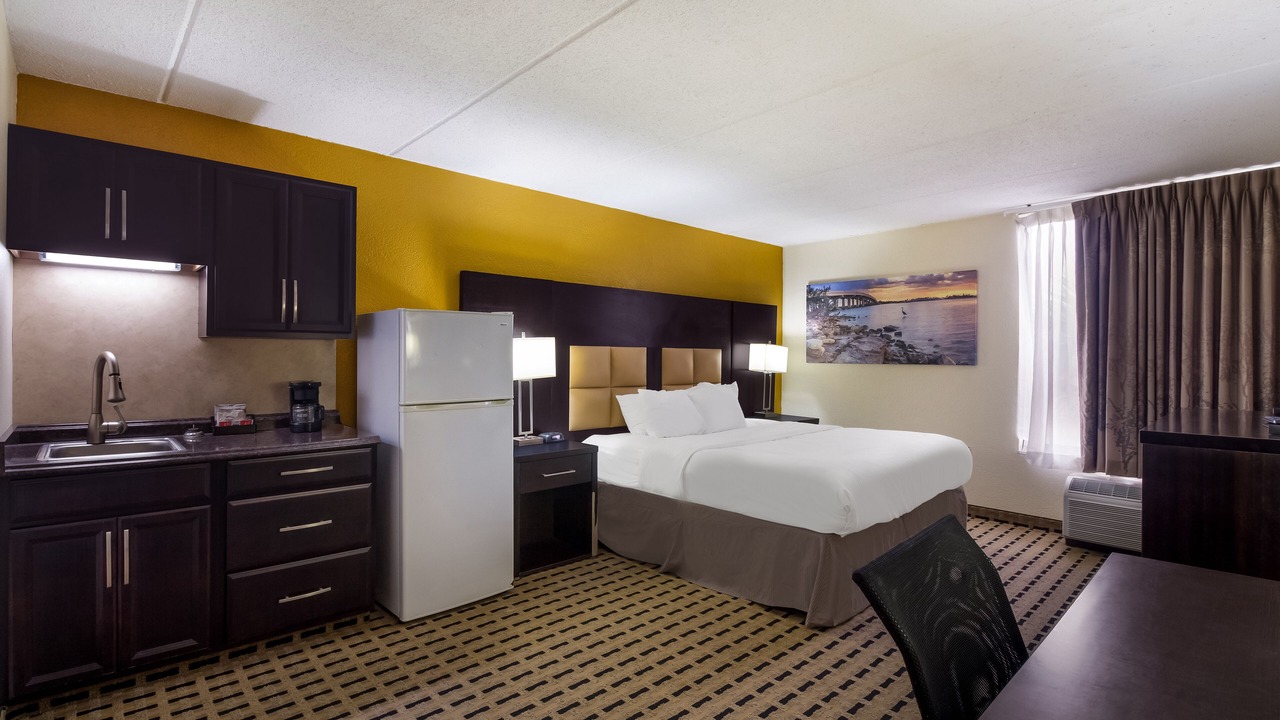 Photo of Bedroom in Lake Jackson