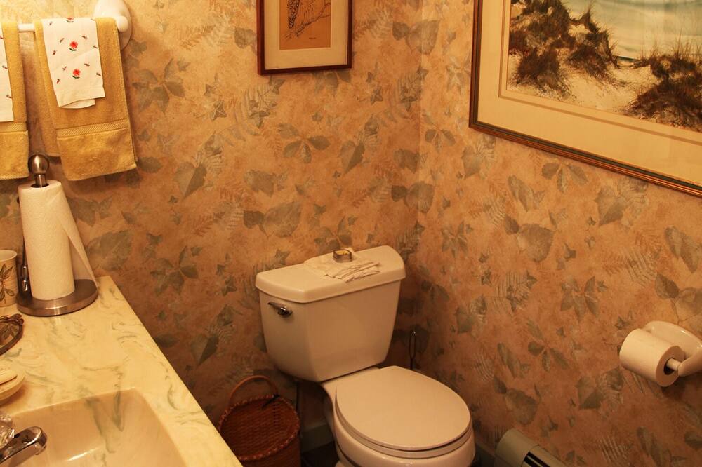 Photo of Bathroom in Jonesport