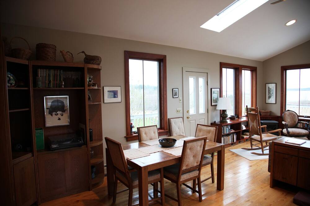 Photo of Livingroom in Jonesport