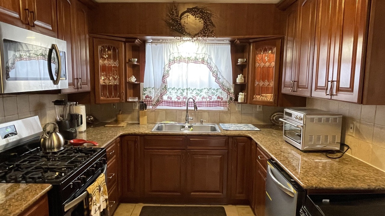 Photo of Kitchen in Hempstead
