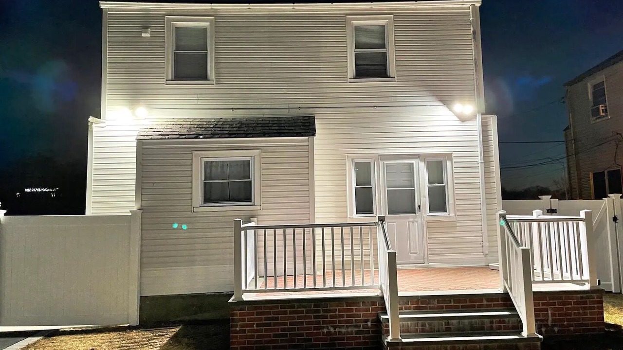 Photo of Outdoor in Hempstead