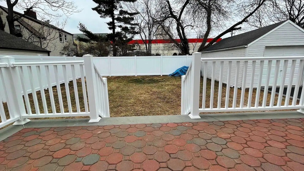 Photo of Outdoor in Hempstead