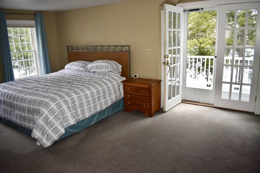 Photo of Bedroom in Weare