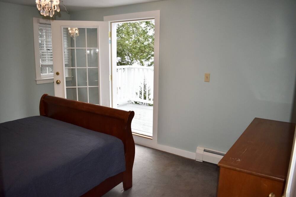 Photo of Bedroom in Weare