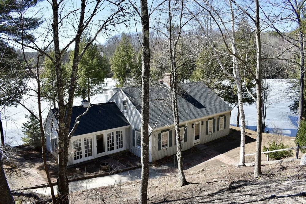 Photo of Outdoor in Weare