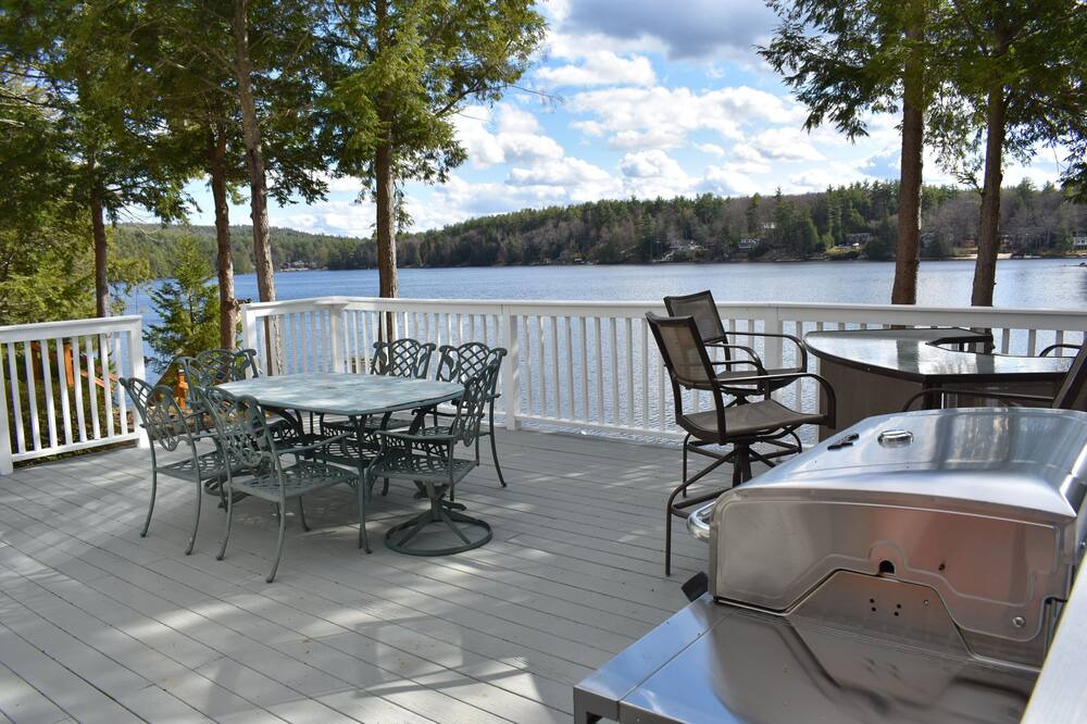 Photo of Patio Balcony in Weare