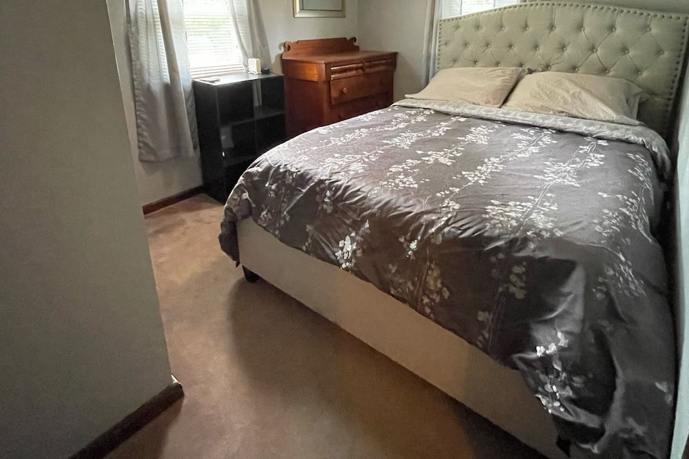 Photo of Bedroom in Burdett