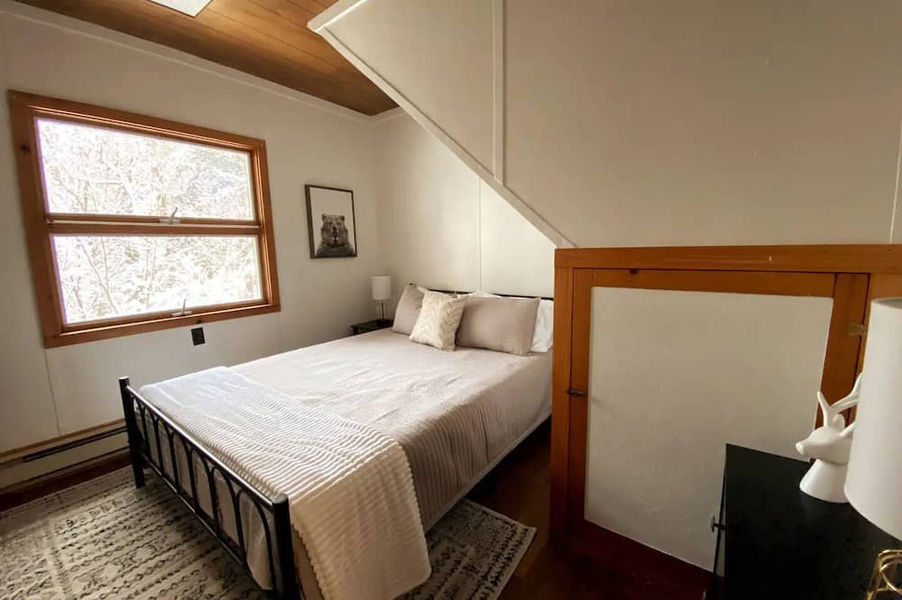 Photo of Bedroom in Plymouth