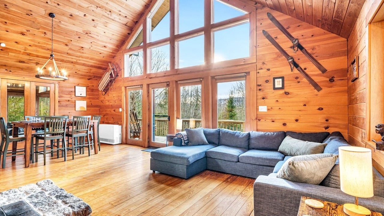 Photo of Livingroom in Bethel
