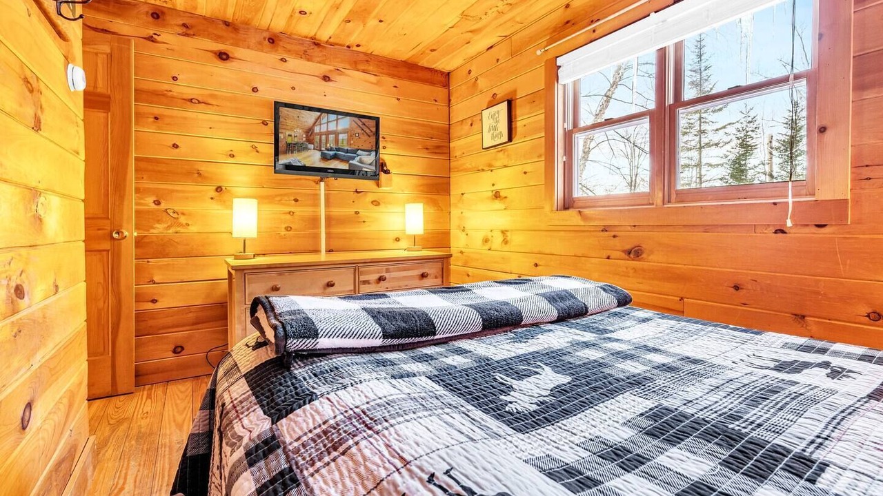 Photo of Bedroom in Bethel