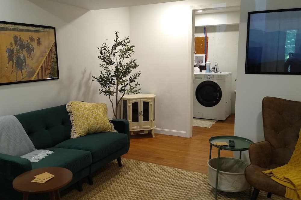 Photo of Bedroom in Weston
