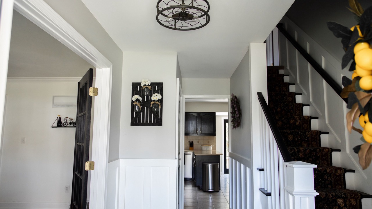 Photo of Livingroom in Saratoga Springs