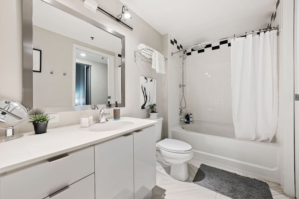 Photo of Bathroom in Downtown Cincinnati