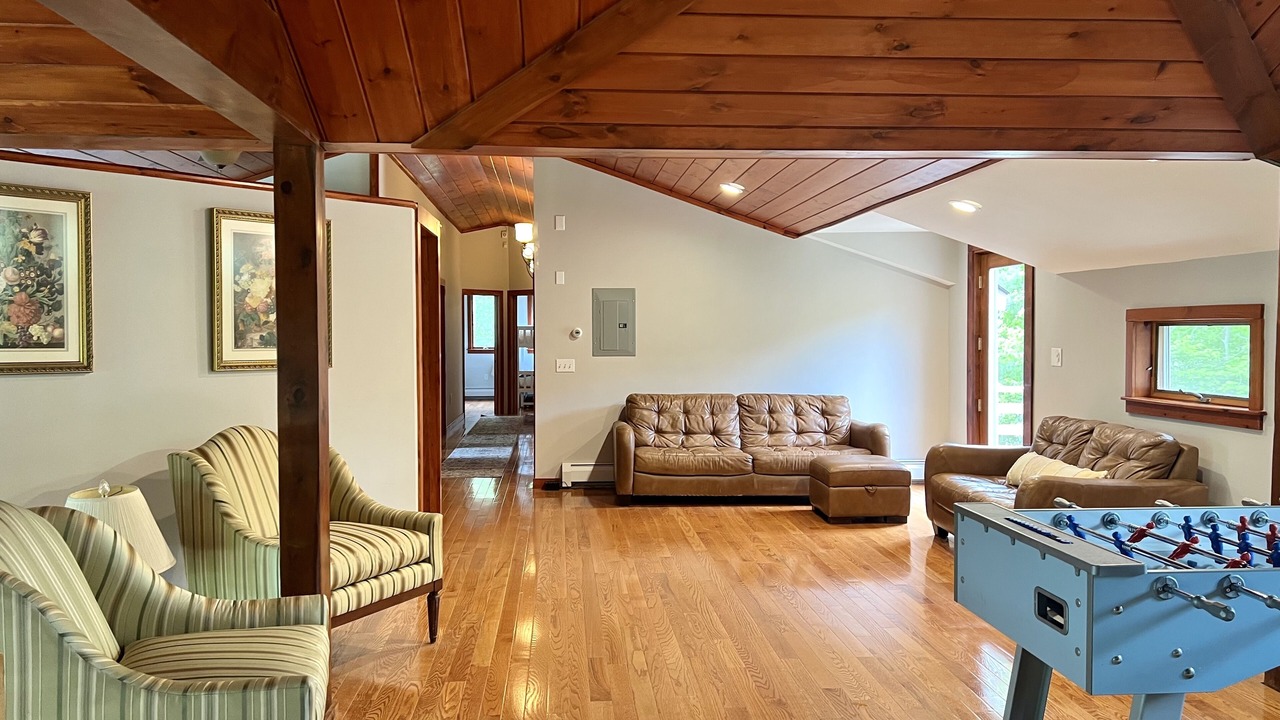 Photo of Livingroom in Oneonta