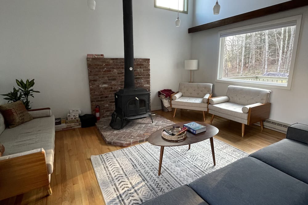 Photo of Livingroom in Margaretville