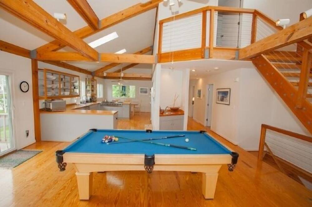 Photo of Bedroom in Croatan Beach