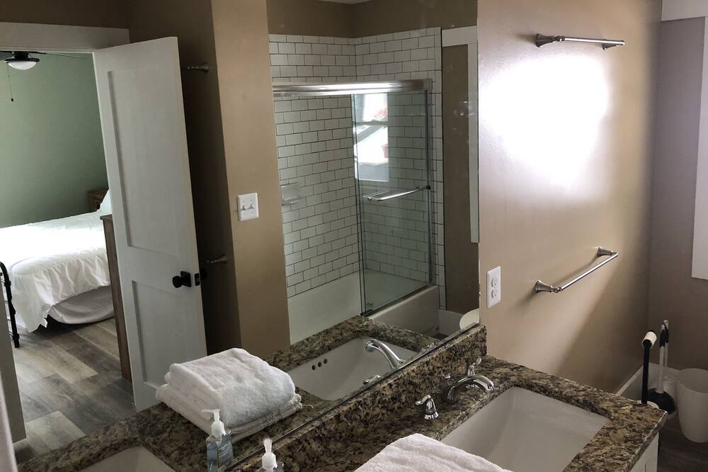 Photo of Bathroom in Dayton