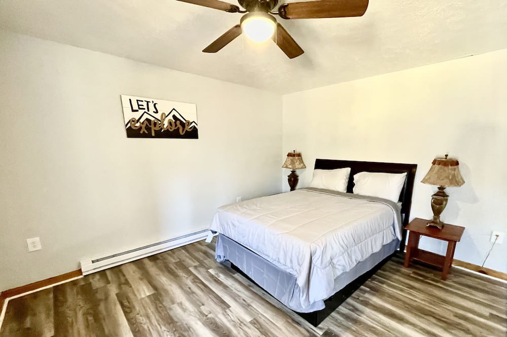 Photo of Bedroom in Berkeley Springs