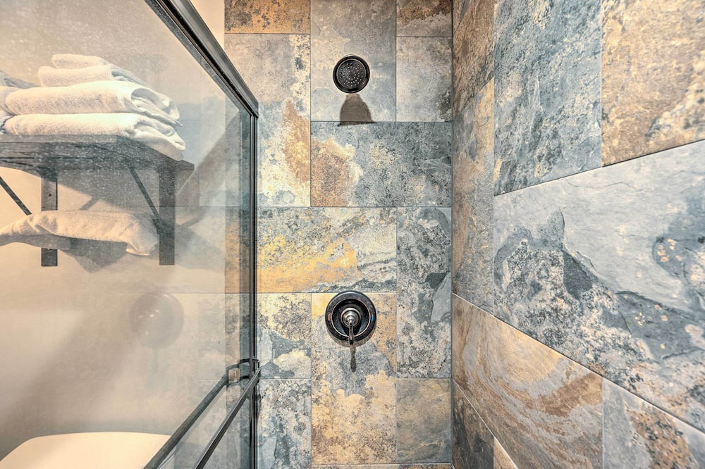 Photo of Bathroom in East Burke
