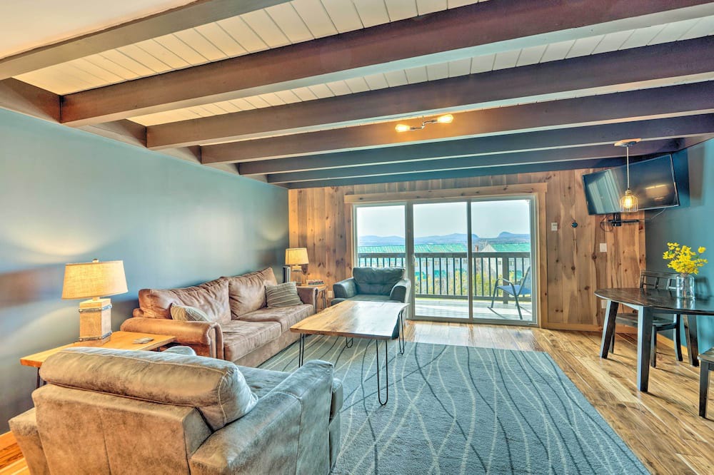 Photo of Patio Balcony in East Burke